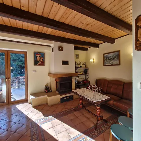 Holiday home Rodzinny Carchla *
